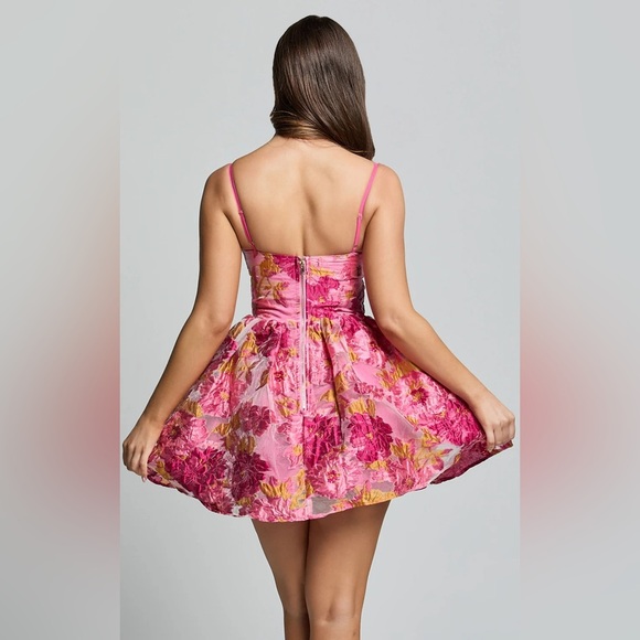 SHOWPO Brailey Mini Dress In Pink Jacquard - Picture 6 of 11